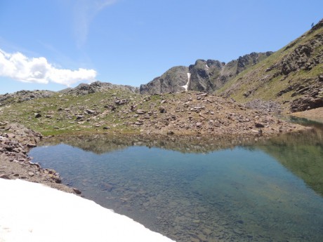 Pohled na první jezero Basses d´Estany Negre