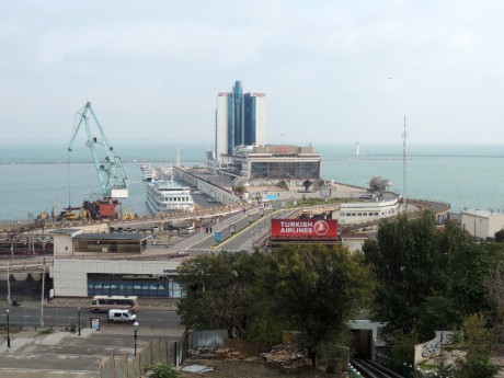Pohled na přístav z vrcholu Potěmkinových schodů