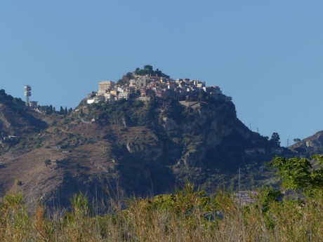 Pohled na vesničku Castelmola