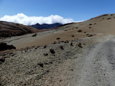 Výstup na Teide od parkoviště u Montana Blanca .