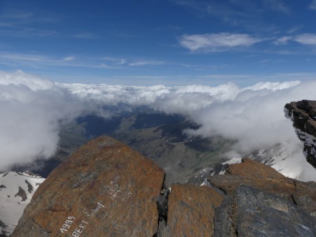 Mulhacén 3480 m.n.m...  výhledy z vrcholu