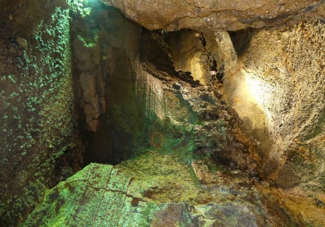 Jeskyně, Gruta do Natal..