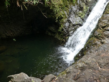 trek Faja do Cubres- vodopád a sladkovodní koupel