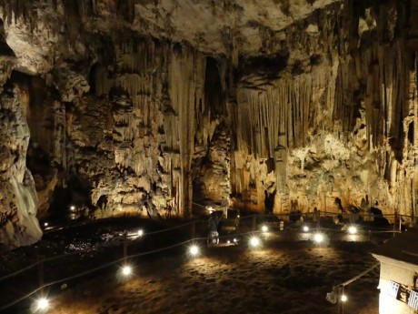 Melidoni cave
