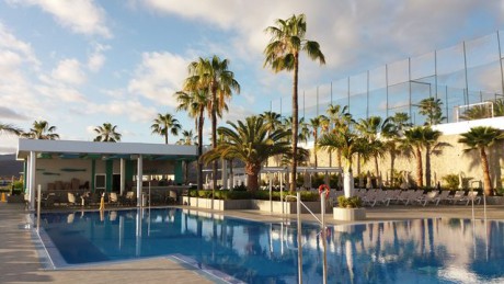 Hotel Riu Vista Mar- bazény.