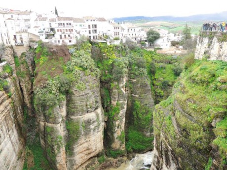 Ronda-rokle El Tajo, která rozděluje město