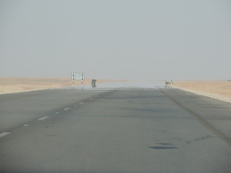 Cesta do pouště dále po silnici č.31