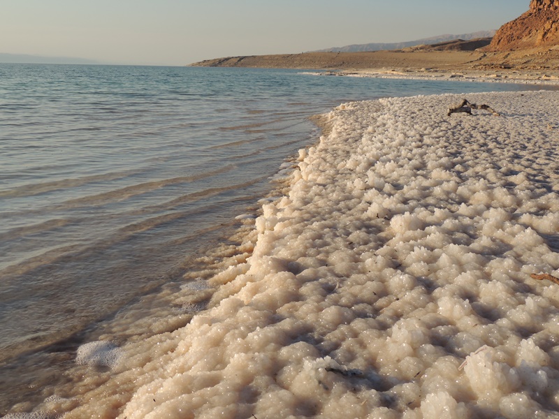 Pláž Mrtvého moře...