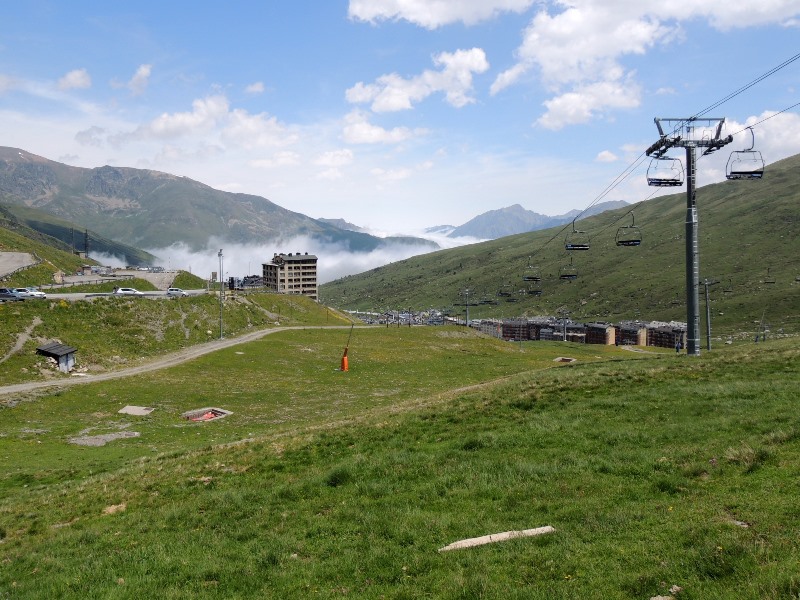 Andorra- po výjezdu nad mraky krásné počasí...