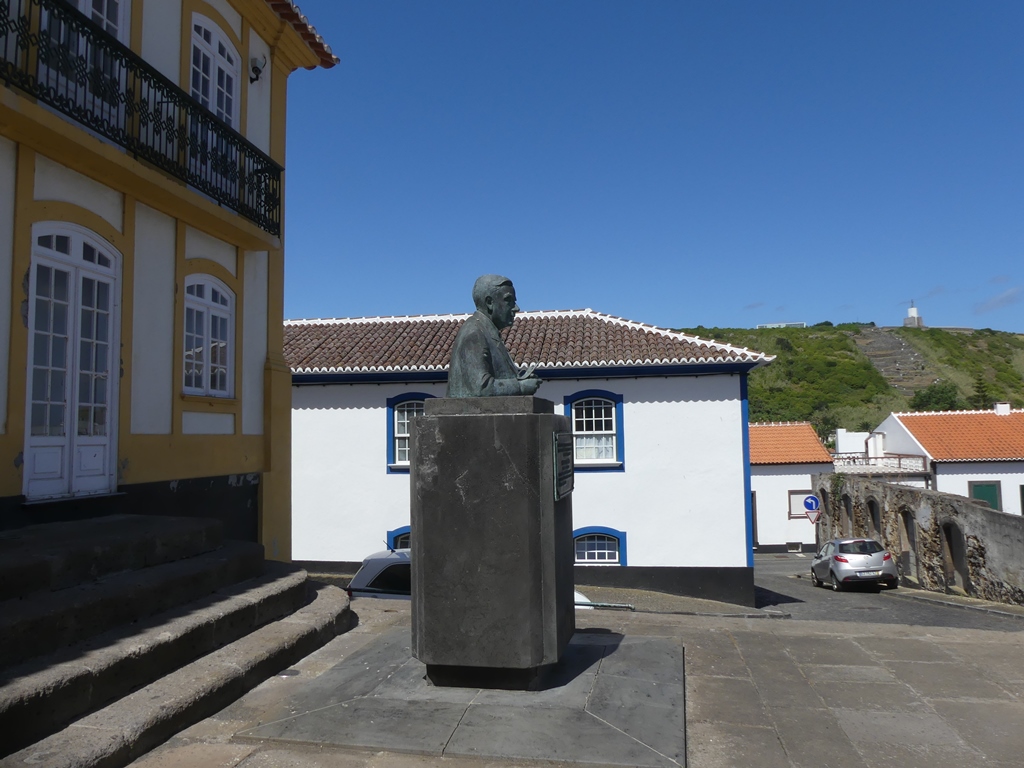 Praia da Vitoría, centrum.