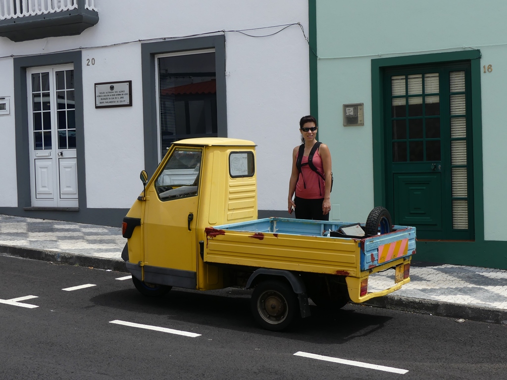 Naše nové auto, bereme do Prahy