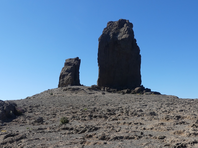  Roque Nublo