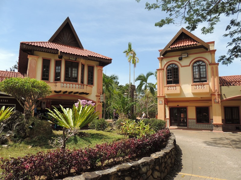 Langkawi- Orientální vesnice u stanice lanovky